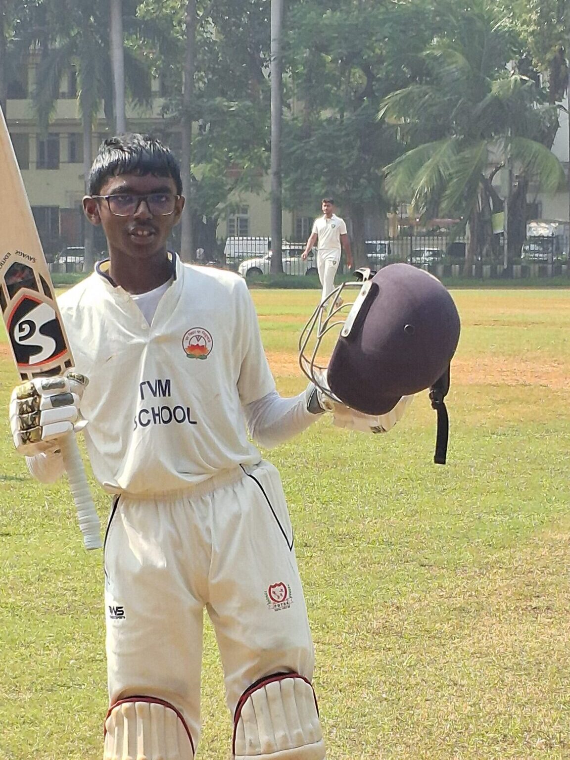 Nirbhay Kini Score 322 runs in Harish shild cricket tournament at Mumbai